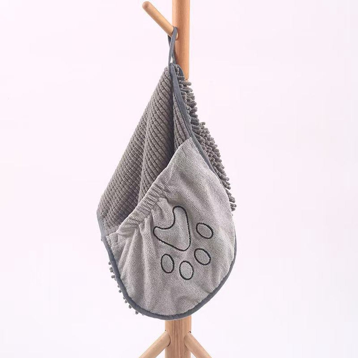 Dog Towel - Quick-drying dog towel - Super absorbent dog towel - Bath towel for dogs - Comfortable paw pockets - Suitable for indoor and outdoor use - Durable material - Machine washable (Gray, 62 x 25 cm)