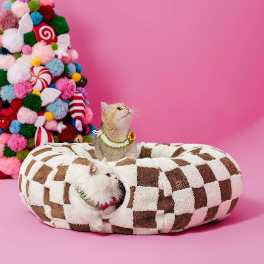 2-in-1 Cat Tunnel Bed Coffee Brown Daisy 80cm - Plush Donut Pet Cave & Play Tube - Detachable Washable Cushion & Interactive Hanging Toy for Indoor Cats